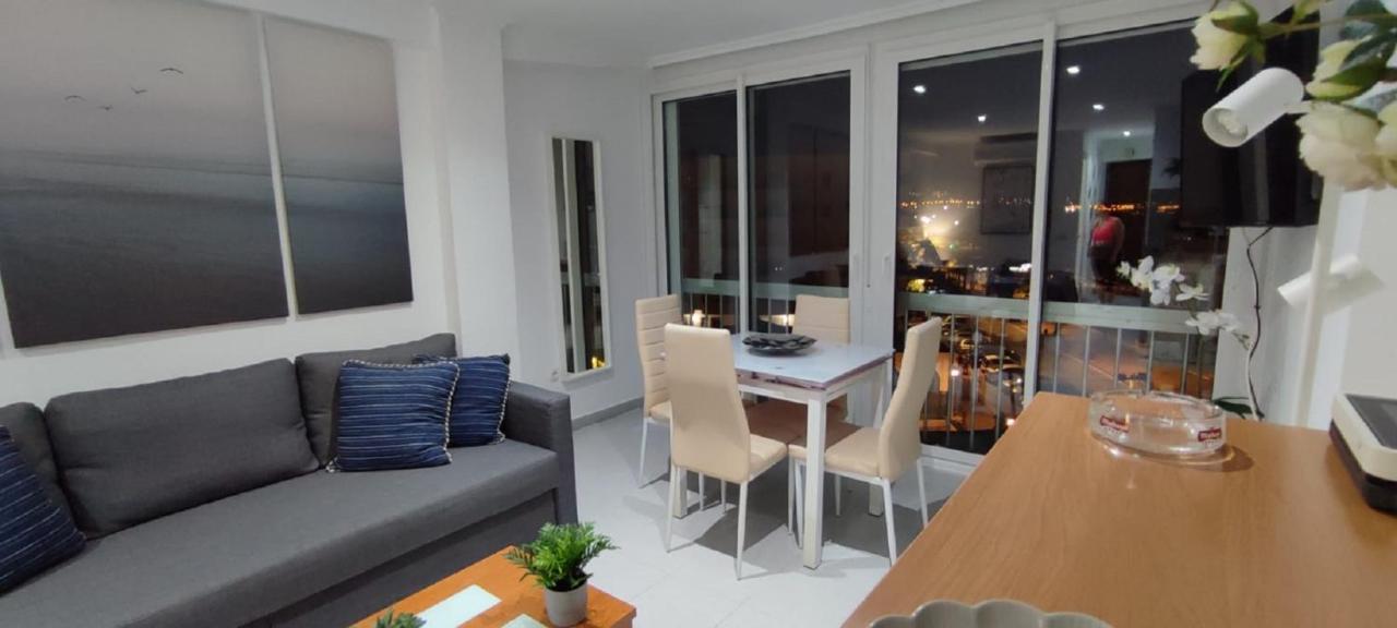 Turisstiko Playa Carvajal Apartment ฟูเอนฮิโรลา ภายนอก รูปภาพ