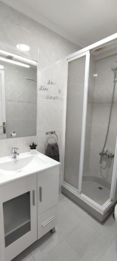 Turisstiko Playa Carvajal Apartment ฟูเอนฮิโรลา ภายนอก รูปภาพ